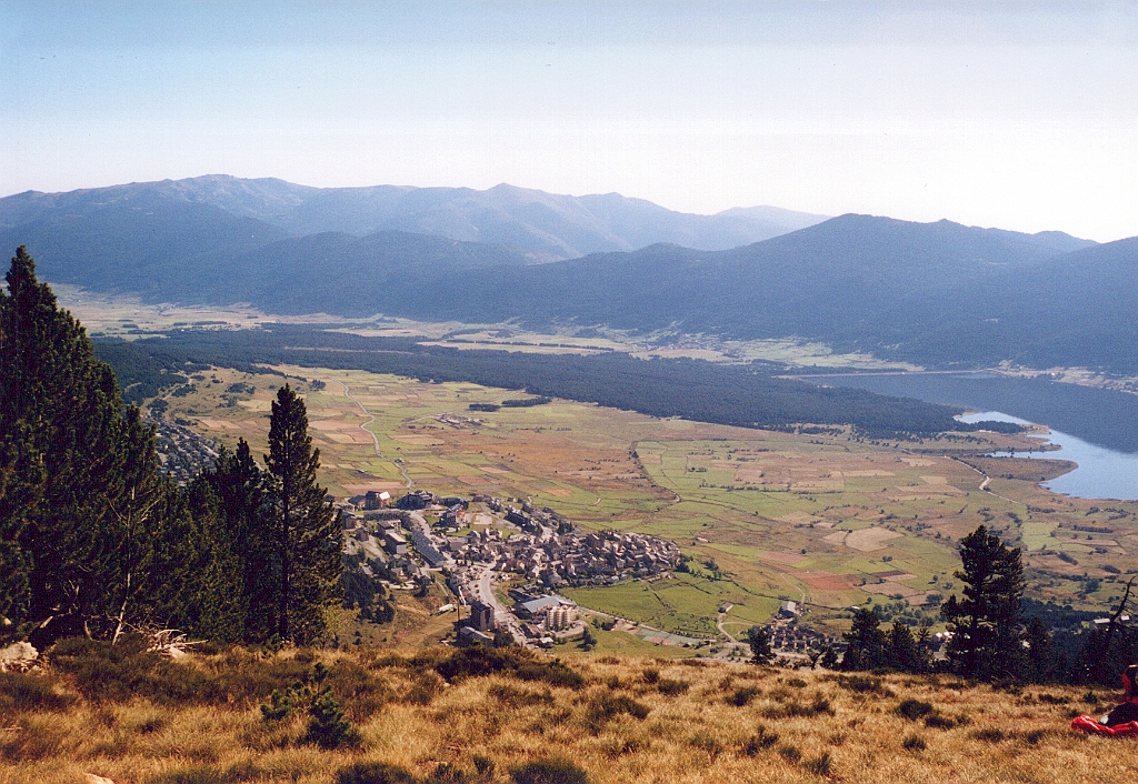 2002 - Fon Romeu 2 (Les Angles, Pyrénées - Décollage parapente).jpg